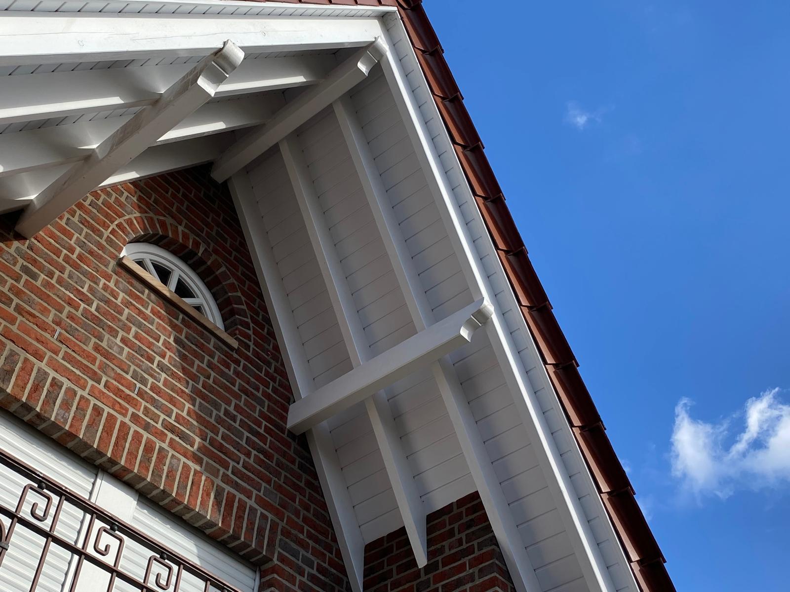 Reinigung von Dach&uuml;berst&auml;nden f&uuml;r ein brillantes Ergebnis in Osterwald.